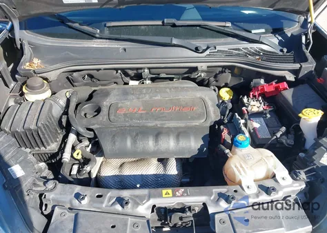 2022 Ram Promaster City Cargo Van z USA, uszkodzony, nr VIN ZFBHRFAB7N6W56358